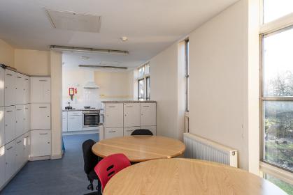 A band 2 shared bathroom kitchen in Derwent College. Example room layout. Actual layout and furnishings may vary. 